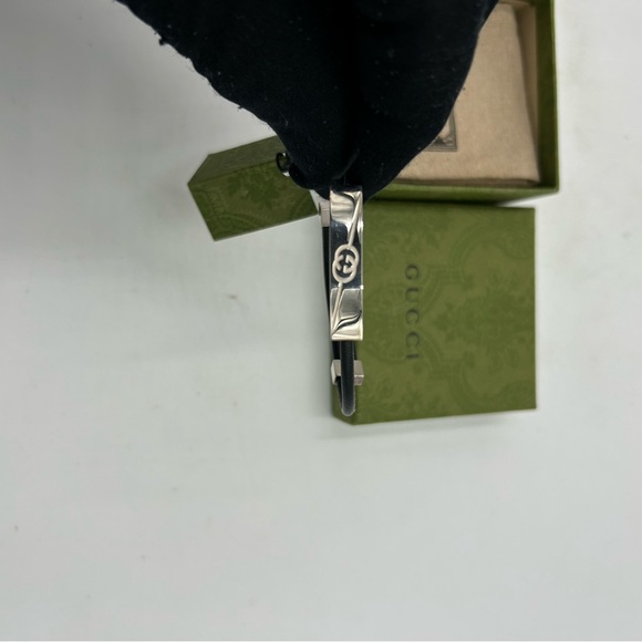 Gucci interlocking G. ID black leather bracelet in sterling silver made Italy. - Picture 6 of 12